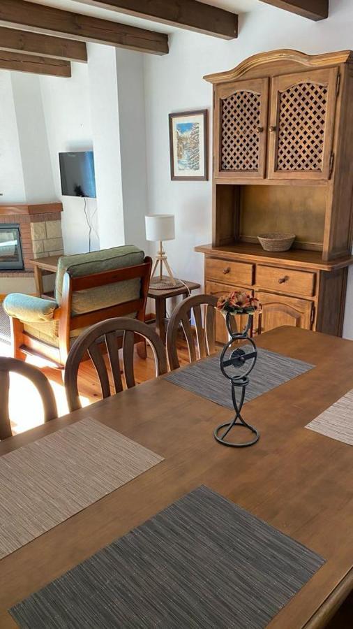 בנאסקה Apartamentos Nogueret מראה חיצוני תמונה